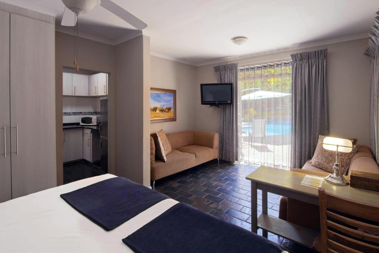 Amoris Guest House-Lynnwood Преторія Екстер'єр фото