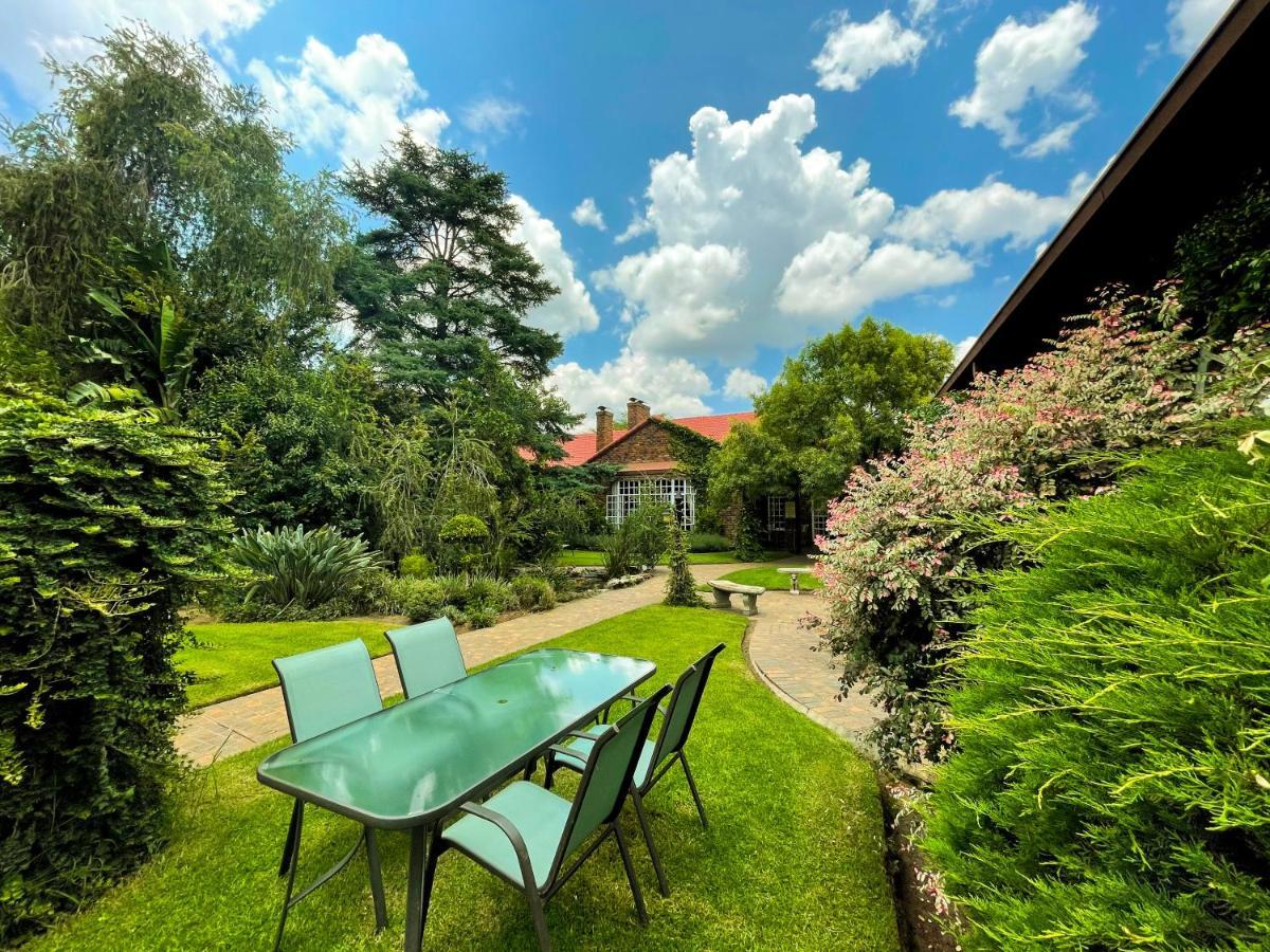 Amoris Guest House-Lynnwood Преторія Екстер'єр фото